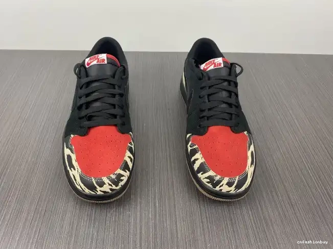 x SoleFly 1 Jordan DN3400-001 Air Carnivore Low 0520